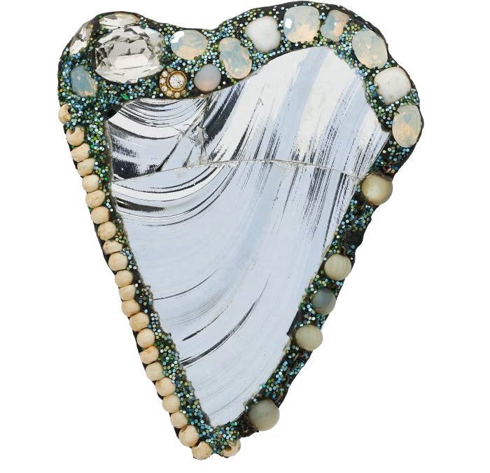Financial Times preview of ‘The Brooch’