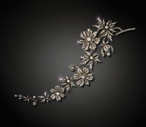 A sumptuous traine de corsage by Alphonse Auger