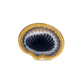 An antique carved agate brooch