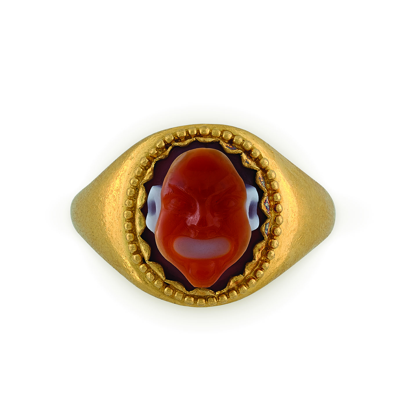 A hardstone cameo ring