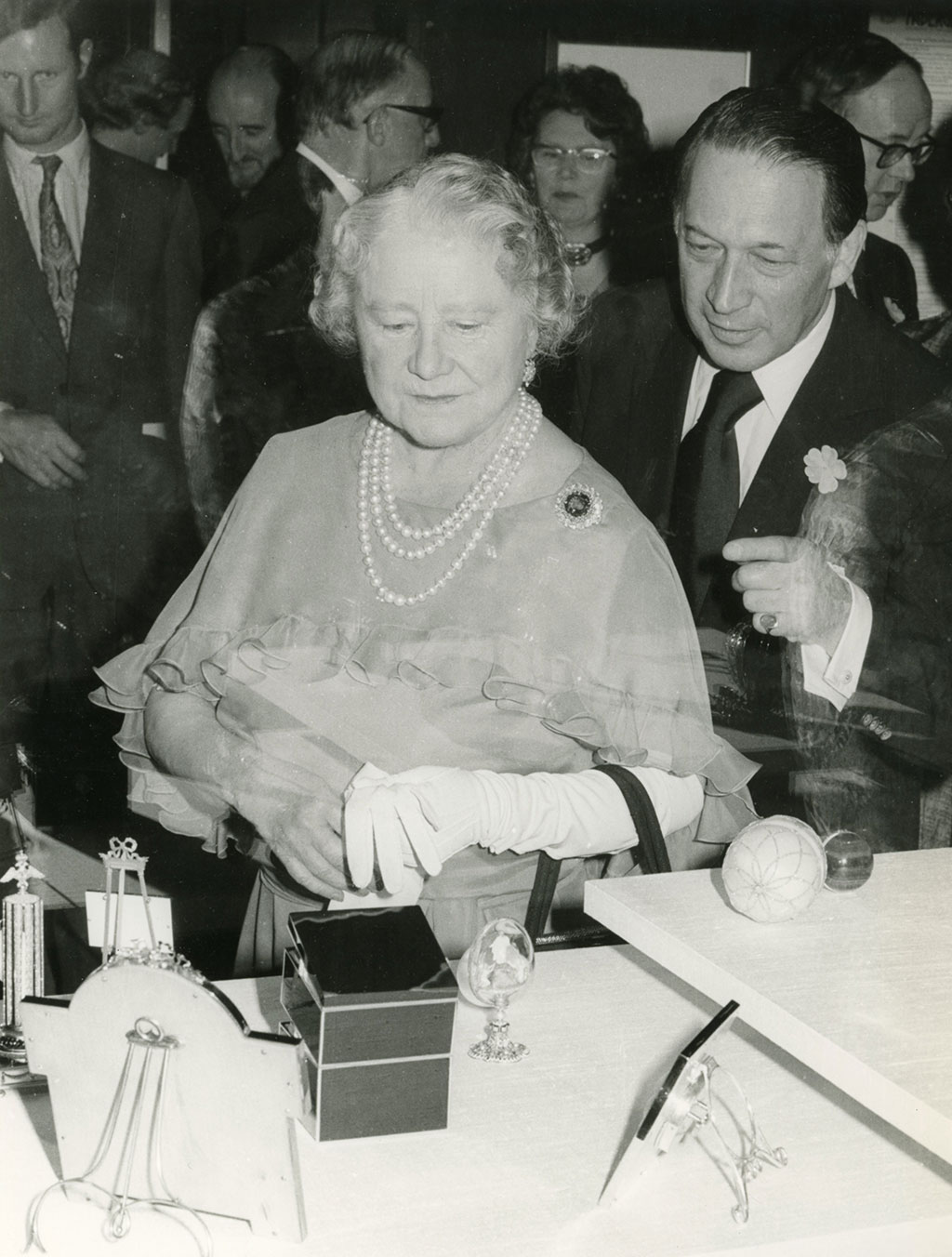 Queen Elizabeth and Kenneth Snowman